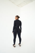 Load image into Gallery viewer, Black Seamless Leggings